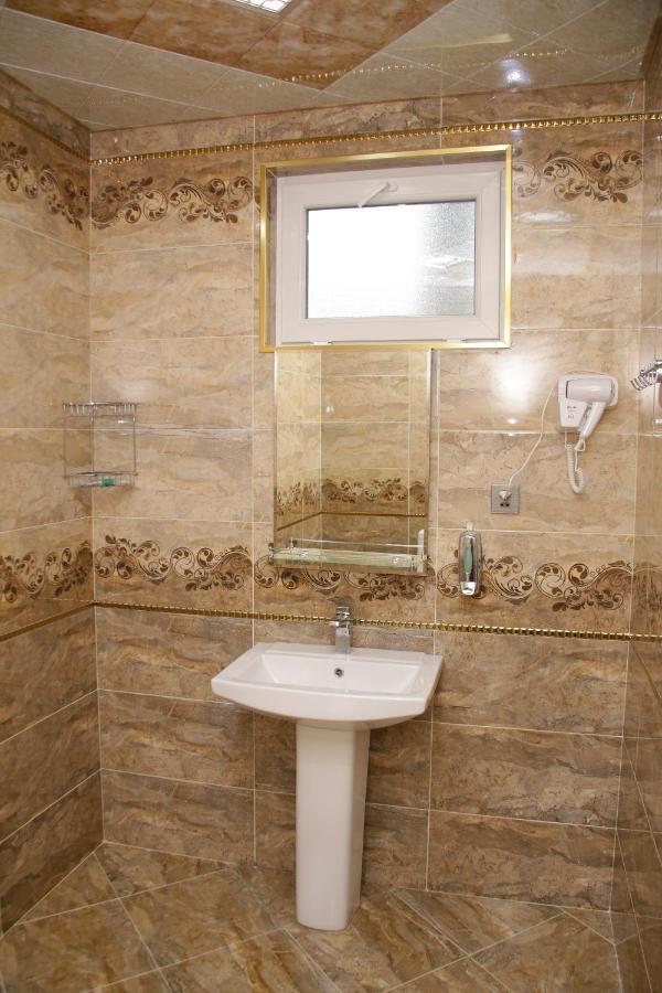 Euro Hotel Quba Ngoại thất bức ảnh